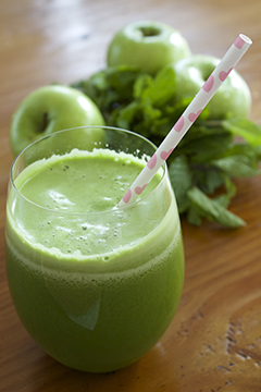 the-nourishing-cleanse-green-juice
